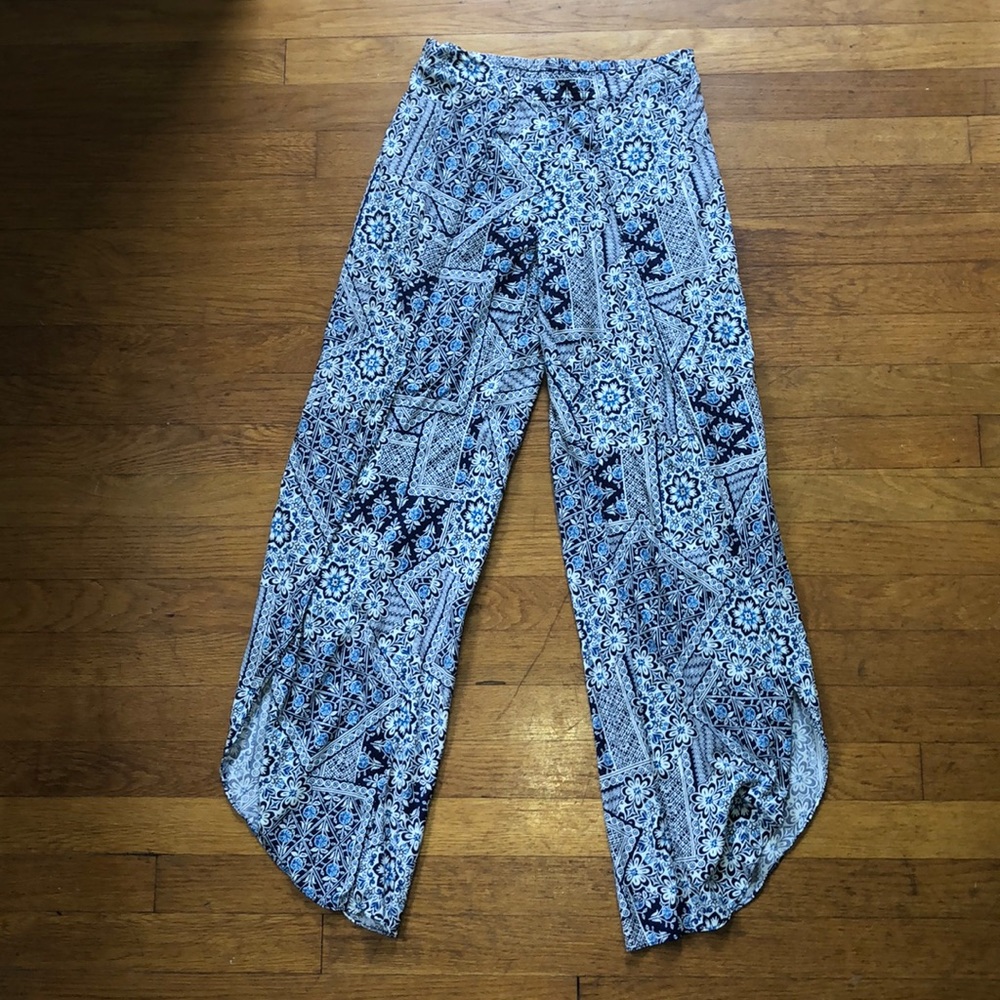 South moon under beach pants!